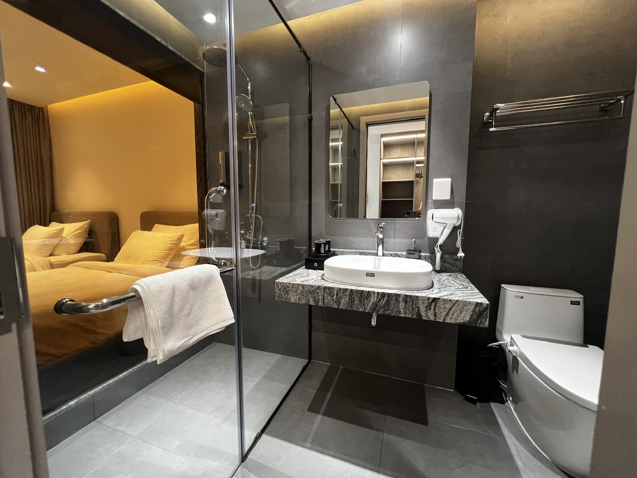 Deluxe Twin - Phòng tắm